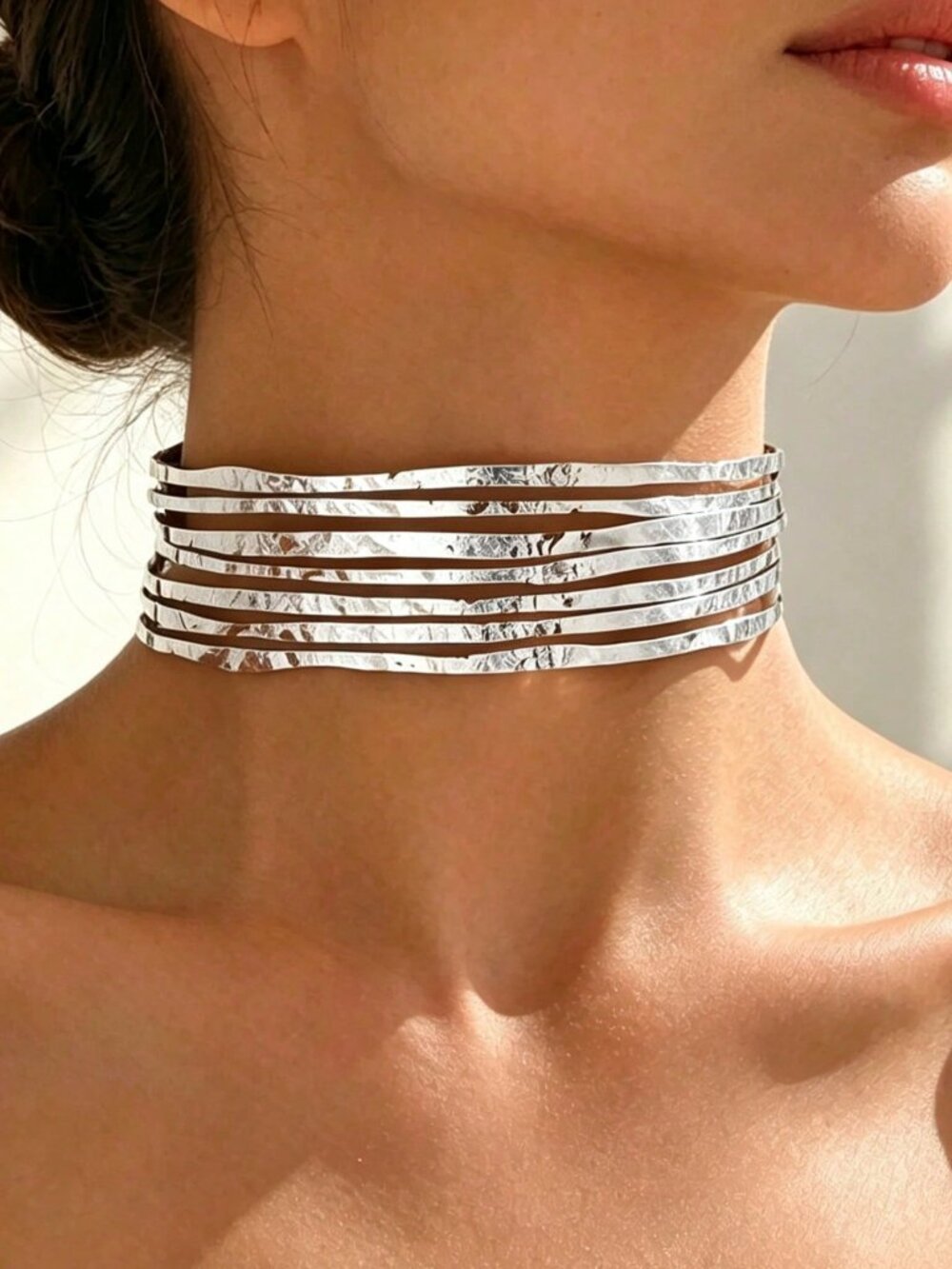 Silver Elegant Women's Multi-Layer Hammered Texture Geometric Line Open Choker